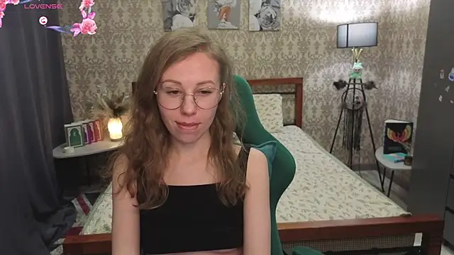 Lill_Ana Adlı Modelin Canlı XXX Sohbeti