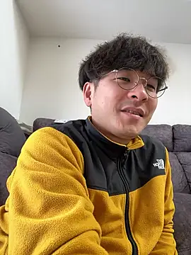 yuuki8910 Pertunjukan Webcam