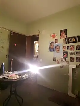 XXX chat uživo modela Ittoxx99