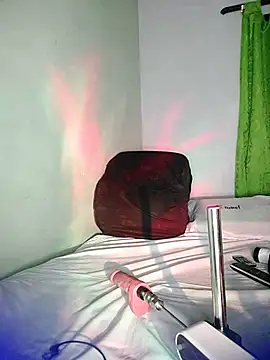 Linda_Saenz_'s Live XXX Chat