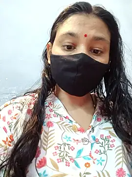 Saishaa Show in webcam