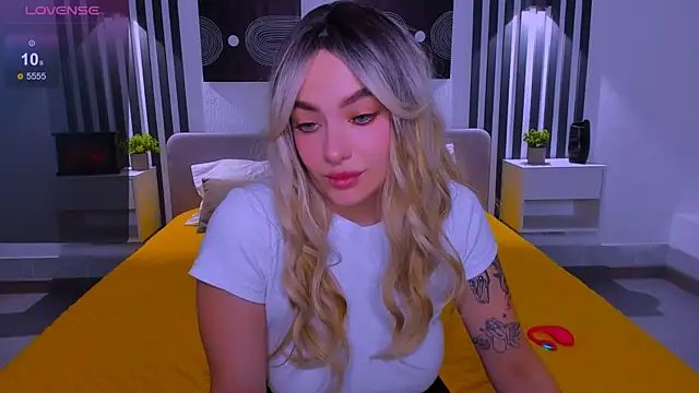 Emily_Tylerr Live XXX-chat