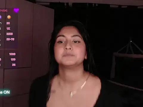 zakura_ania Adlı Modelin Canlı XXX Sohbeti