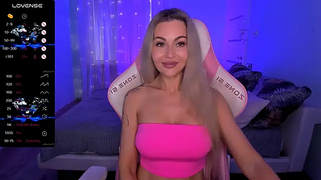 Živý XXX chat AdeleRoberts