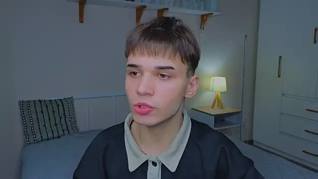 nixyasebe Webcam Show