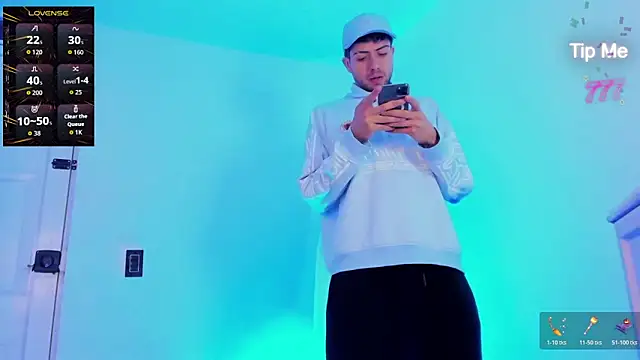 alex_and_christhoper Show in webcam