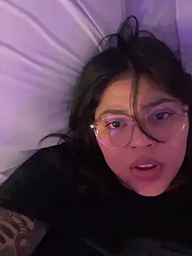 miacanela_xo élő XXX-chatje