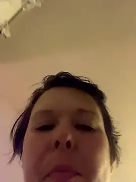 CUMFOREVERY1nTitTiES2 라이브 XXX 채팅