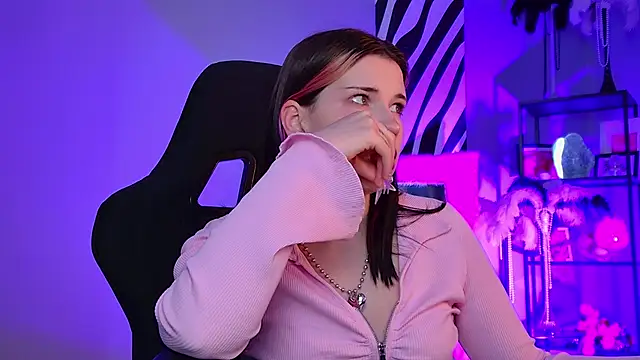 AliceSundayのライブXXXチャット