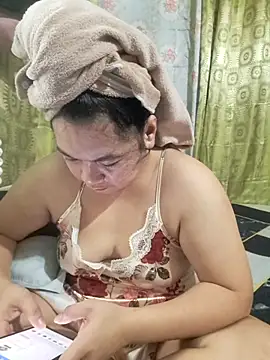 Chat +18 de Eurelle_89 ao vivo