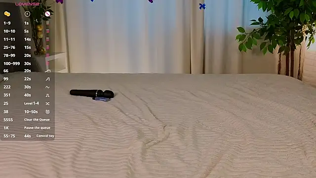 IeshaBurow live XXX chat