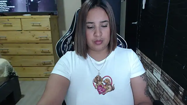 KathyHardcore69 Chat XXX live