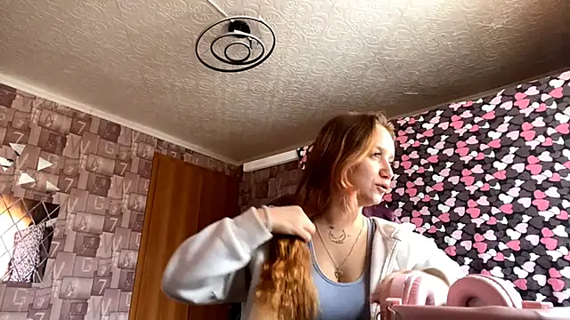 SultryJade Adlı Modelin Canlı XXX Sohbeti