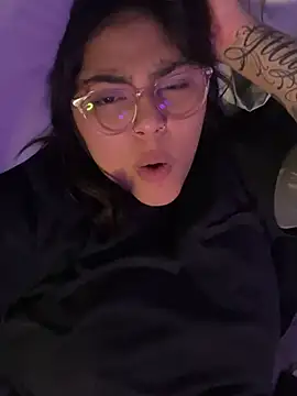 Chat +18 de miacanela_xo ao vivo