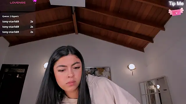 دردشة NataliaGaret الجنسية المباشرة