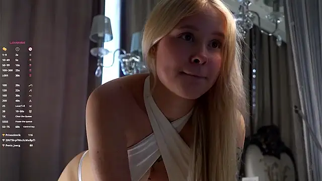 AunclreaVache's Live XXX Chat