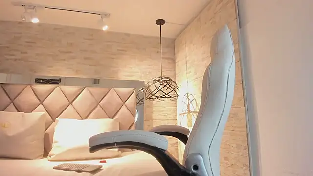 Chat +18 de bella_novoa ao vivo