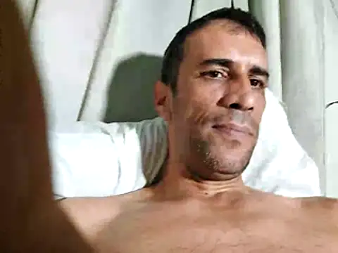 Chat +18 de Hotcasados69 ao vivo