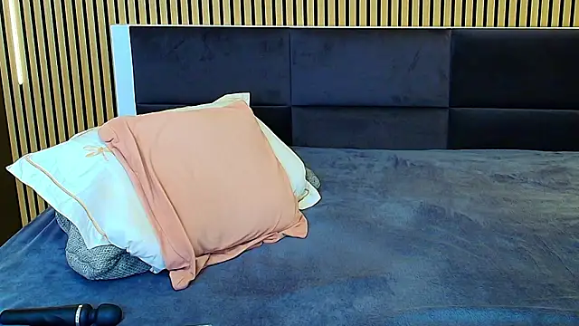 SweetTaya33's Live XXX Chat