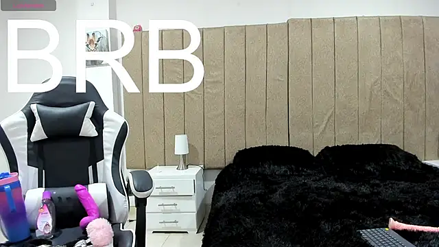 valery_slim18 Chat XXX in diretta