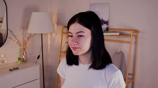 TwilaMode Adlı Modelin Canlı XXX Sohbeti