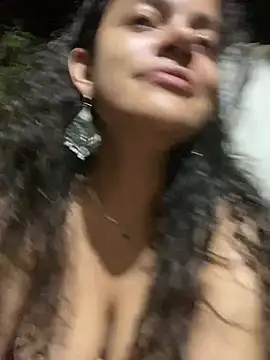 XXX chat uživo modela demonaughtyyy