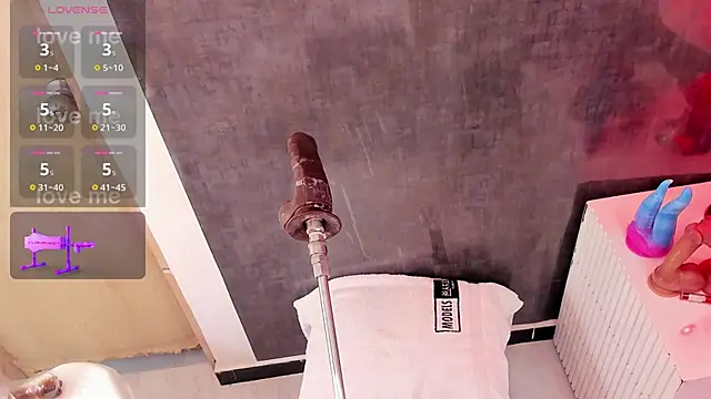 sharlotthe_bigass: онлайн-секс-чат