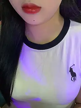 Chat XXX en directo de Linhtruong_