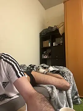 Kissall Adlı Modelin Canlı XXX Sohbeti