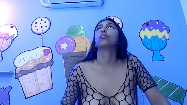 skinnysexzara18 现场XXX聊天