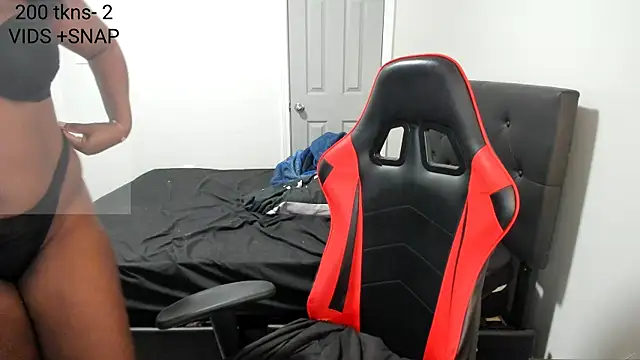 Pertunjukan Kamera Web demi_xoxo