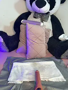 Pertunjukan Kamera Web IamSteph13