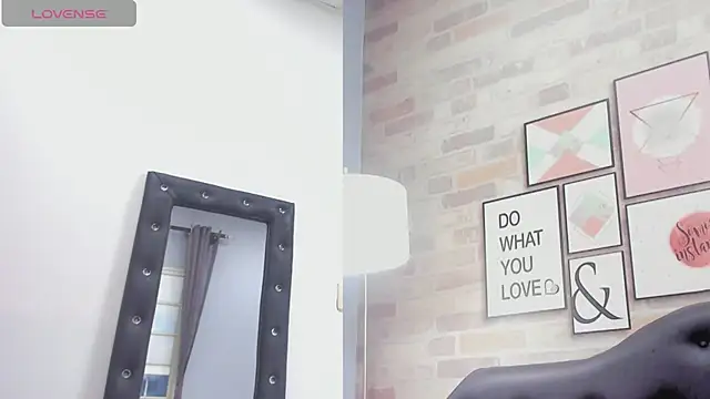 emmagirl0's Live XXX Chat