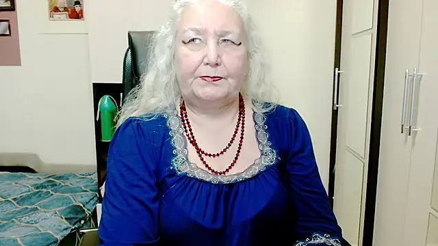 GrannyAlisa Webcamshow