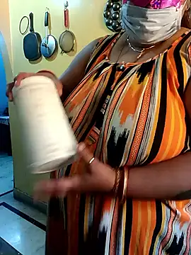 Pertunjukan Kamera Web 02Roshni