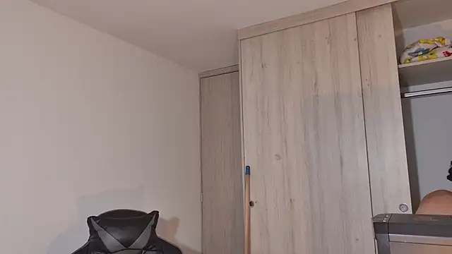 MalikaNoor 现场XXX聊天