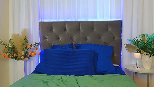 แชท XXX สดของ Ariana_Petite