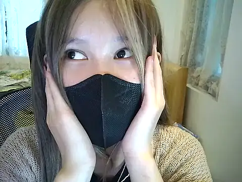 maomi_1yi Show Webcam