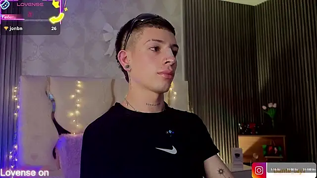 Show modela boyfox_tay na web-kameri