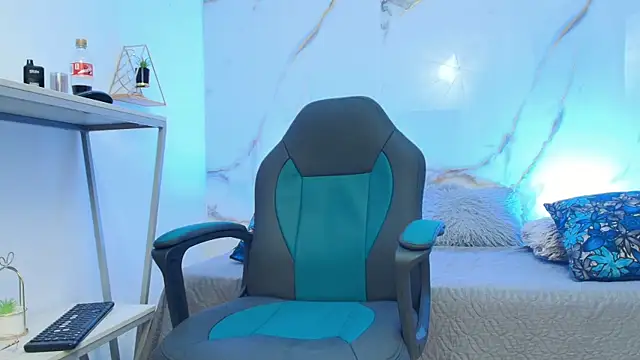 JacobBlackwell_ Adlı Modelin Web Kamerası Şovu