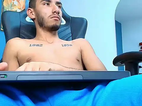 Noah-JONES: онлайн-секс-чат