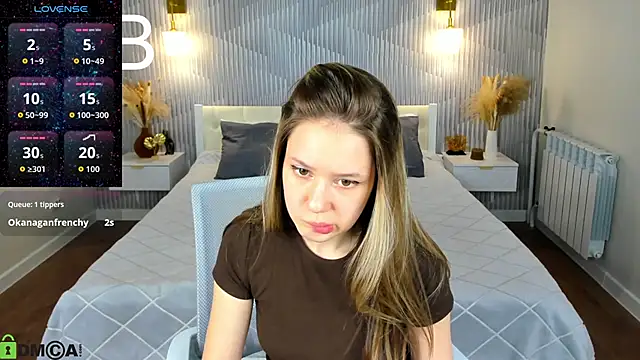 Mini_Allice: απευθείας συνομιλία ΧΧΧ