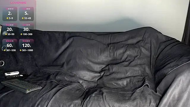 Jonathan___123 即時 XXX 聊天