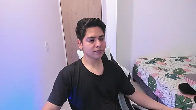 Asta_YunoXXX Show Webcam