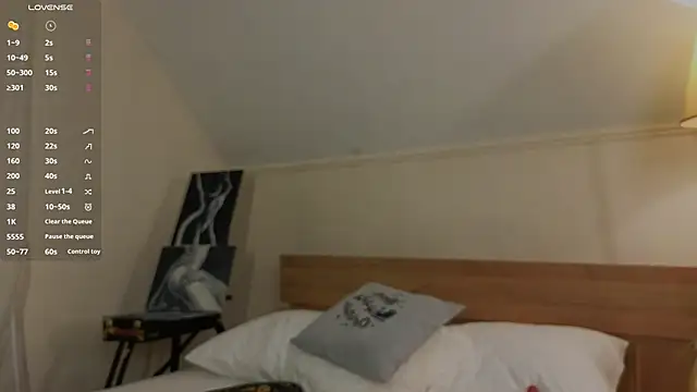 WICKEDEMBER 라이브 XXX 채팅