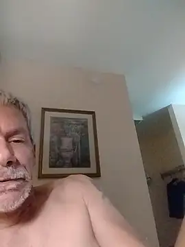 Biknightn Live XXX chat