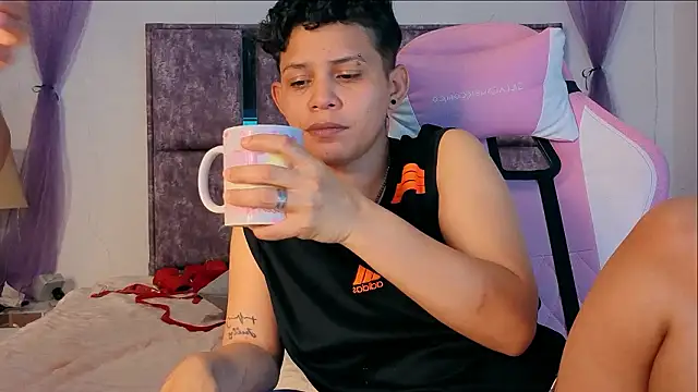 lesbian_Leslie_y_Alizon 라이브 XXX 채팅