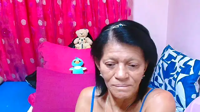 SLUTTYROXY live XXX chat