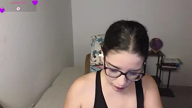 blue__moon_'s Live XXX Chat