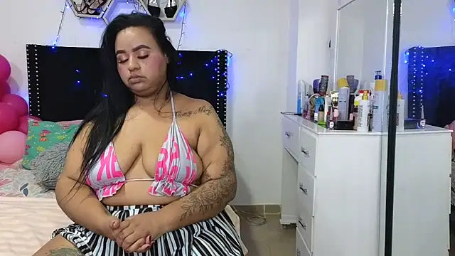 charlotte_077: απευθείας συνομιλία ΧΧΧ